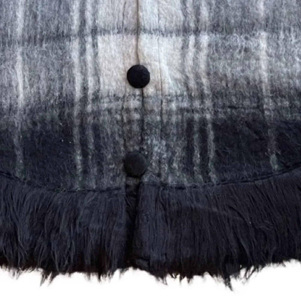The Farmhouse Rachel Ashwell Mohair Plaid Holiday Tree Skirt Blk Gray 52” NWT